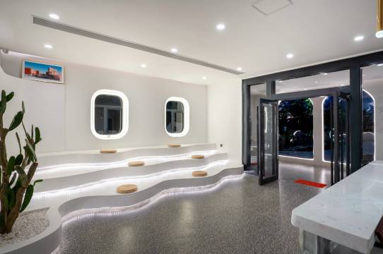 R设计师海滩度假酒店(北海银滩景区国际客运港店)图片