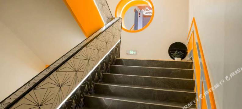 橘苑必宿酒店(Bad Boss台球俱乐部店)图片