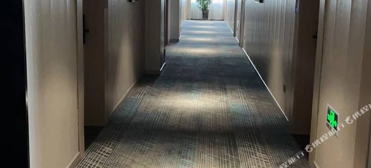 荆门光彩云酒店(一马光彩建材城店)图片