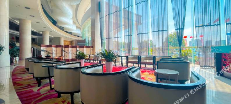 固始东方伯爵酒店(蓼城大道根亲文化园店)图片