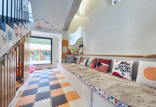 Laojunshan Nuanfeng December Homestay Hotel Overview