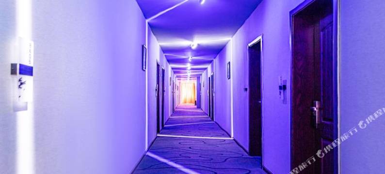 滨江驿站电竞酒店(湄潭县政府店)图片