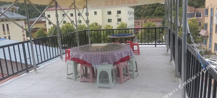 本溪县汤沟盒鑫农家院图片