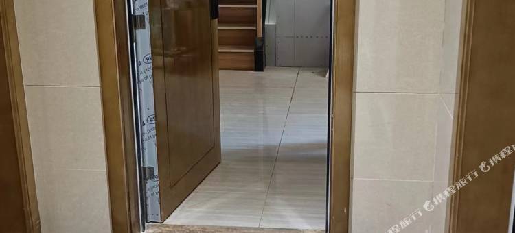 灯火悦澜珊民宿(济南高铁西站山东国际会展中心店)图片
