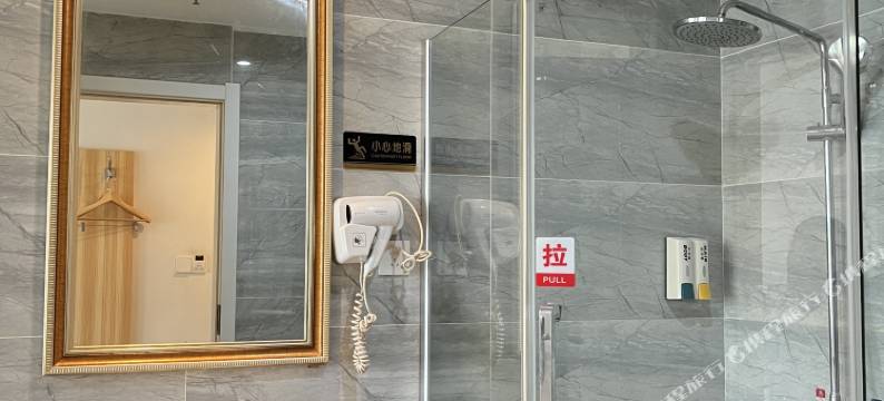 公安金久隆宾馆(信达广场店)图片