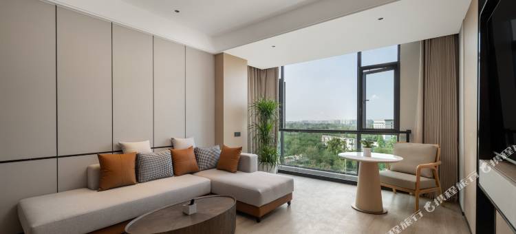 成都融悦庭酒店(黄田坝地铁站店)图片