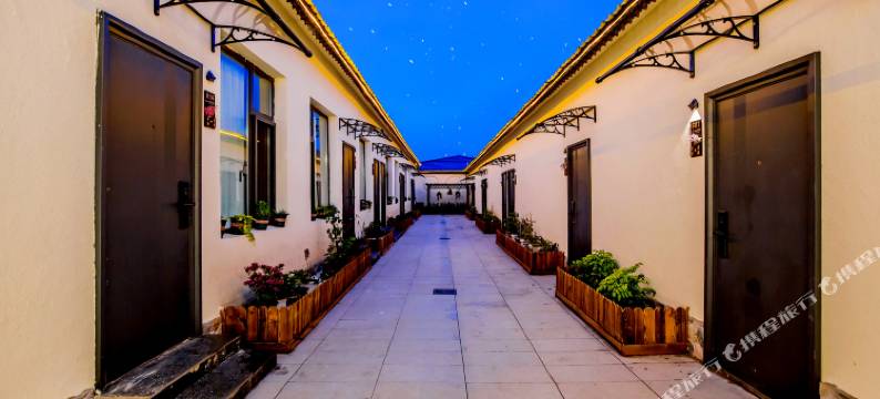 乌兰布统广鑫山岚居民宿图片