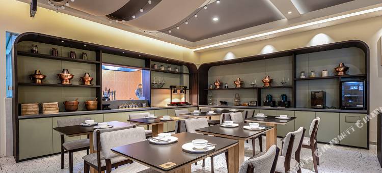 花原酒店(四姑娘山景区店)图片