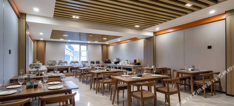 瑾旺·瑞吉酒店(天津空港商务区滨海国际机场店)图片