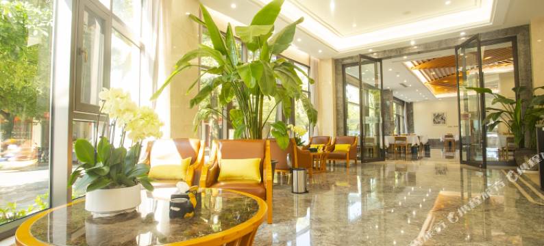 盈江犀鸟谷假日酒店图片