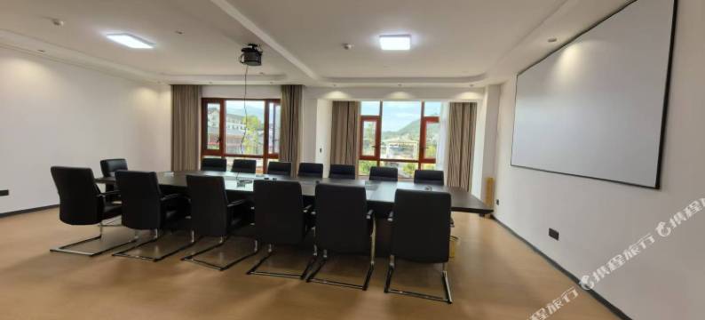 镇沅云上酒店图片