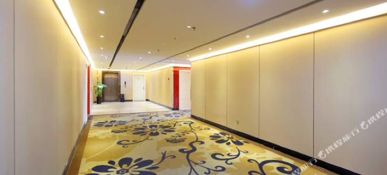 艺选酒店(无锡江南大学长广溪地铁站店)图片