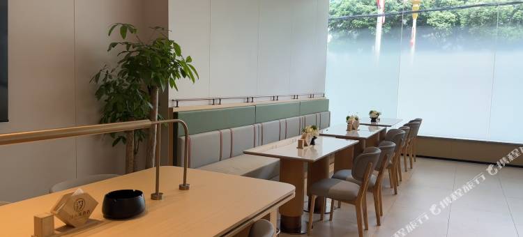 汐小满酒店(永州冷水滩愿景国际广场店)图片