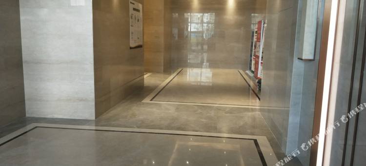 海尔曼影院公寓(湛江荣盛广场店)图片