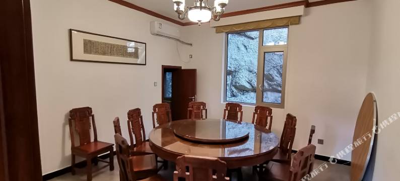 木兰清凉寨集贤山舍图片