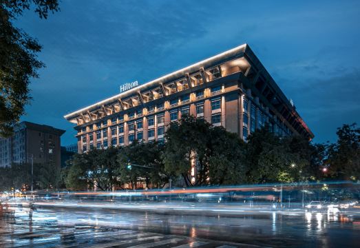 西安富力希尔顿酒店（钟鼓楼明城墙店）外景图