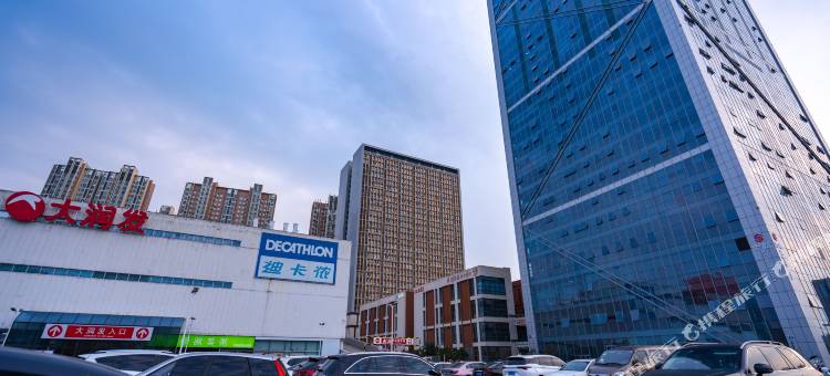 麦卡伦湖景智能民宿酒店(蚌埠张公山公园万达广场店)图片