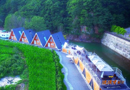 溪溪里民宿（本溪县关门山汤沟温泉旅游区店）外景图