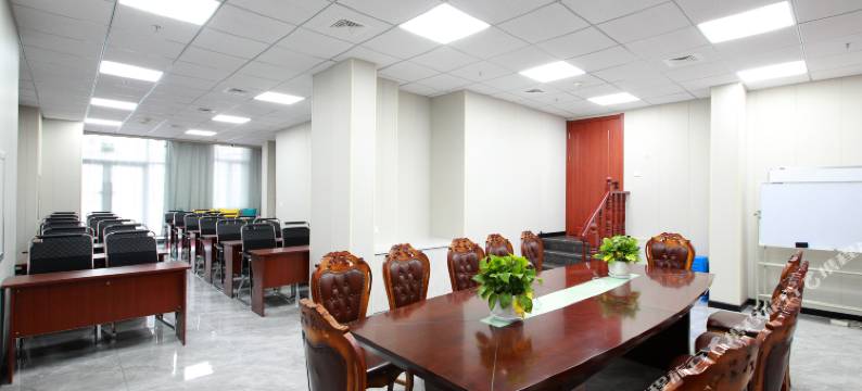 新宾卉海宾馆图片