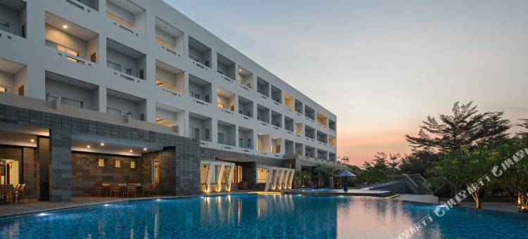 南旺波略斯画廊酒店(Pollos Hotel & Gallery Rembang)图片