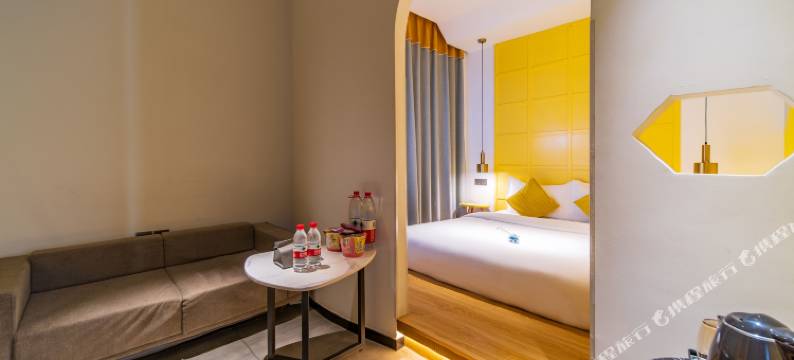 21°智能酒店(保定河北金融学院店)图片