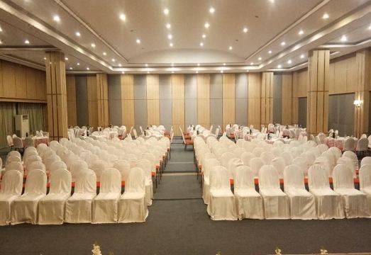 Nattirat Grand Hotel Hotel Overview