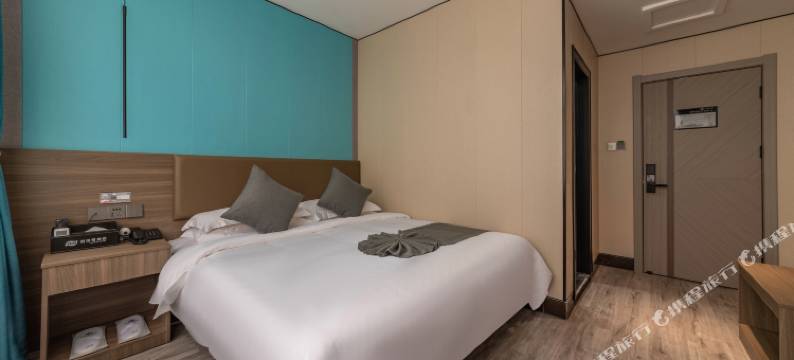 悦尔曼酒店(盐城金鹰聚龙湖宝龙广场店)图片