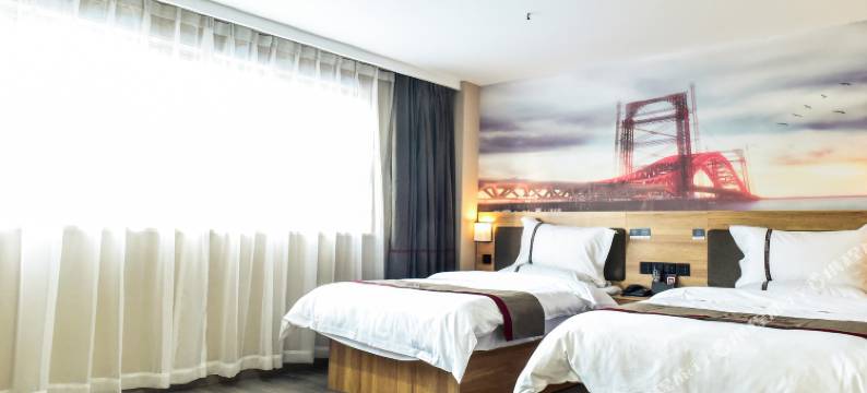 尚客优酒店(上海崇明区八一广场店)图片