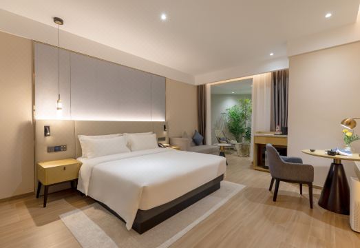 Maans Hotel Hotel Overview