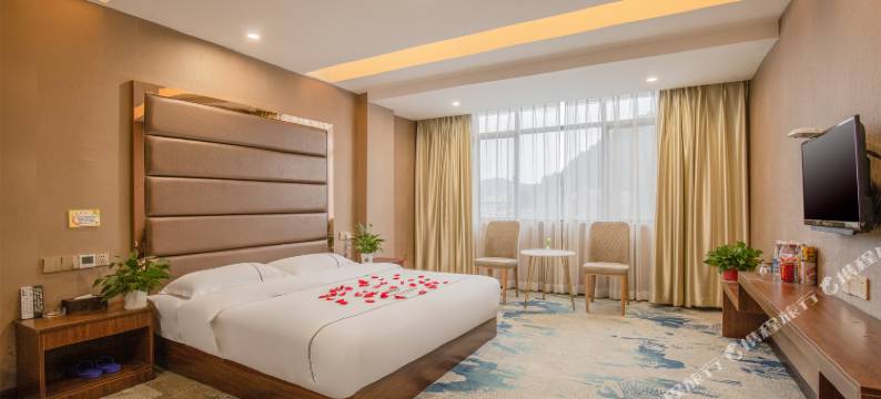 凯里凯鸿酒店(万达广场贵州电子信息职业技术学院店)图片