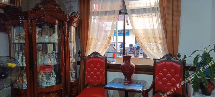 伊利纳斯酒店及餐厅(Hotel Elinas and Restaurant)图片