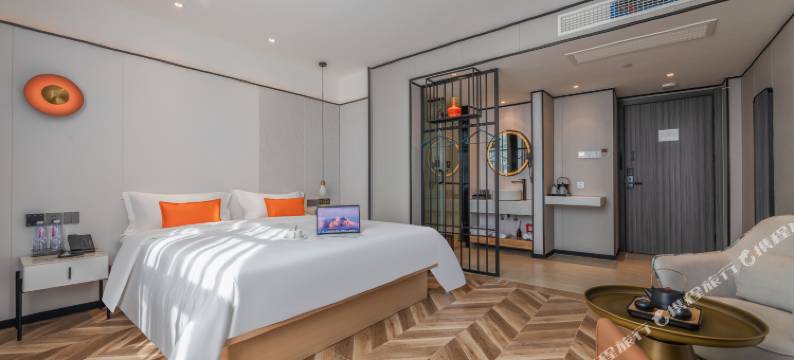 宁波青藤艺宿酒店(北仑弘基广场店)图片