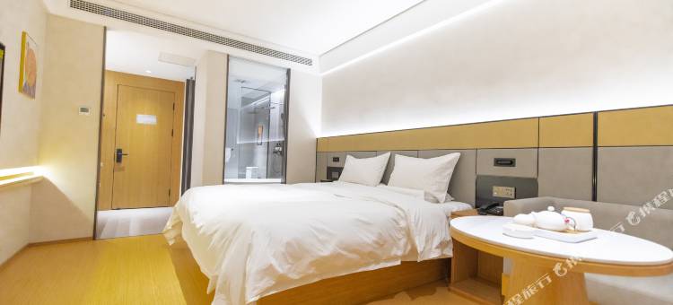 素柏·云酒店(东港市府店)图片