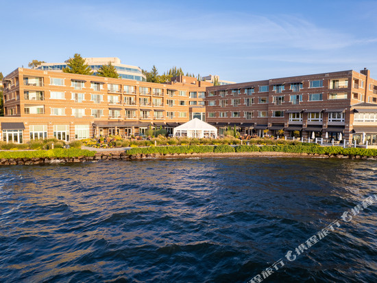 伍德马克酒店及静谧水疗,位于华盛顿湖畔