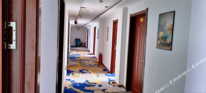 长岭鸿瑞宾馆图片