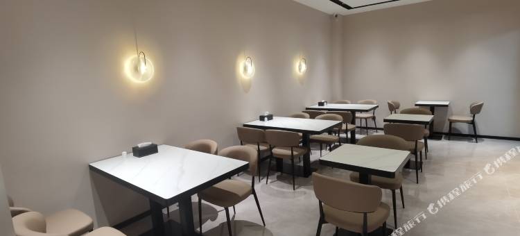 如家睿柏·云酒店(铁岭广电大厦店)图片