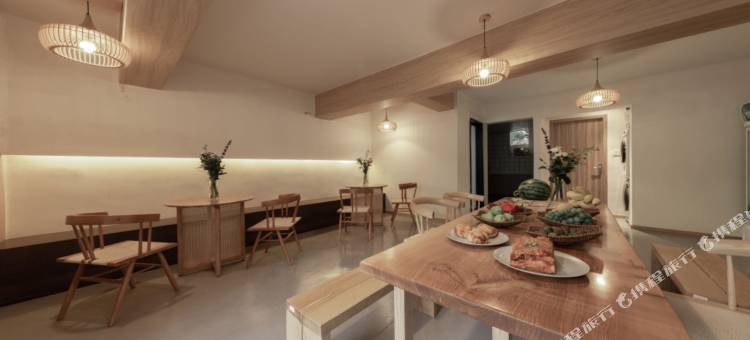 十里·村陌民宿(花溪公园店)图片