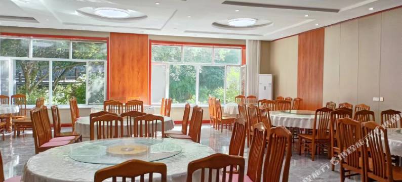 镜泊湖首月湾宾馆(山庄码头店)图片