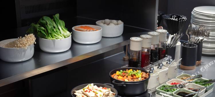 无锡太湖新城金融街轻居酒店图片