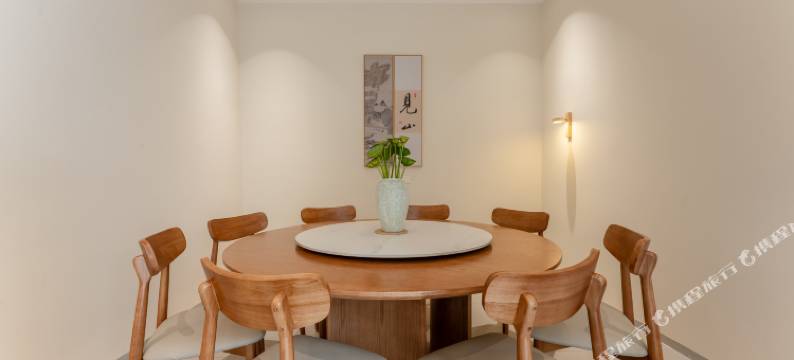 石泉等闲民宿图片