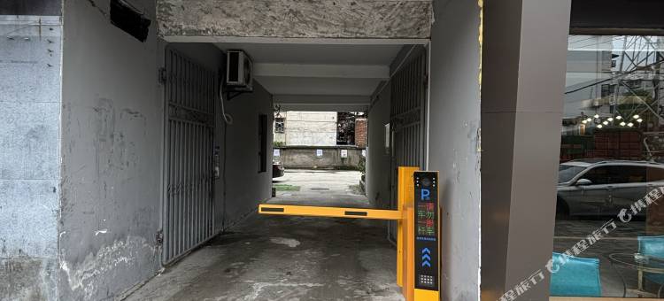 丹江口水岸假日精品酒店图片
