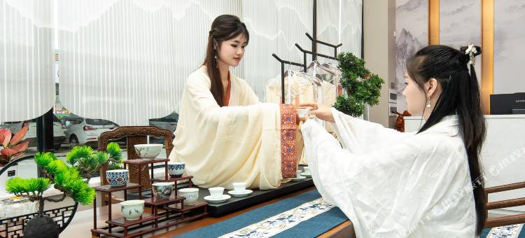 陌上轻居酒店(中山站火炬软件园店)图片