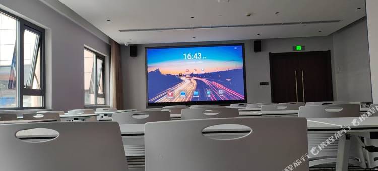 襄阳华美达安可酒店(襄阳泛悦中心沃尔玛民发广场店)图片