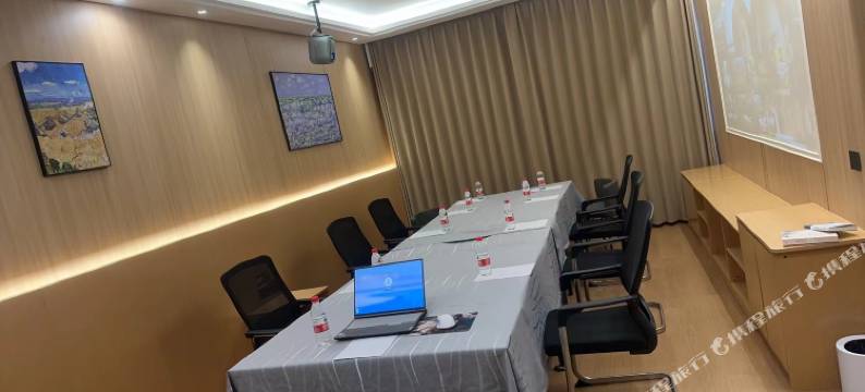 香格里拉牧云·山境民宿(独克宗古城大佛寺转经筒店)图片