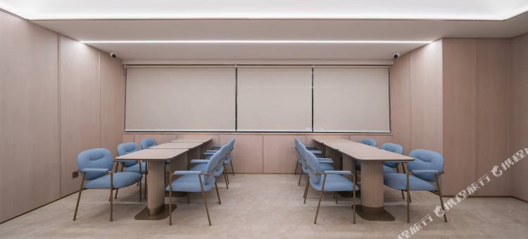 汉庭酒店(长沙芙蓉中路黄土岭地铁站店)图片