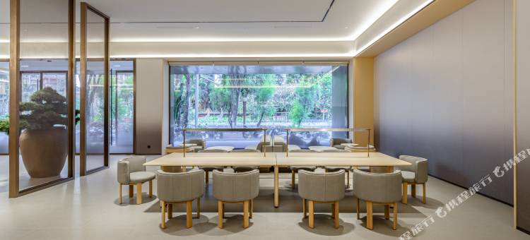 嘉天酒店(西双版纳景洪告庄西双景店)图片