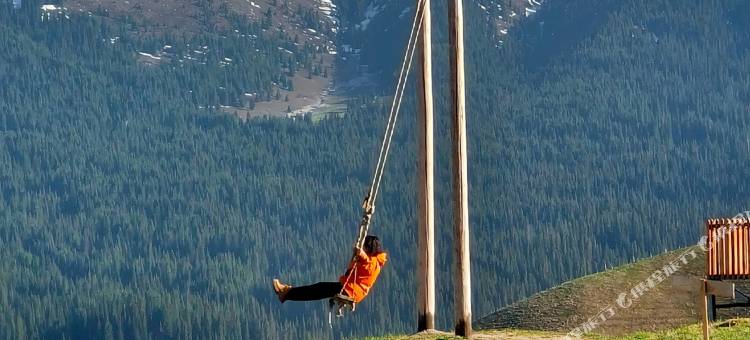 琼库什台听岚山庄图片