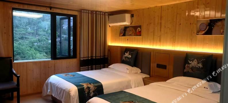 建始花坪镇聚丰园山庄图片