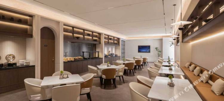 敦煌沙洲夜市北门亚朵酒店图片