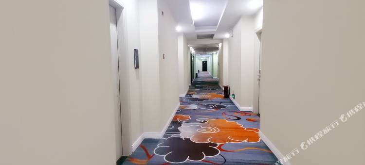 翁源云朵时尚酒店图片